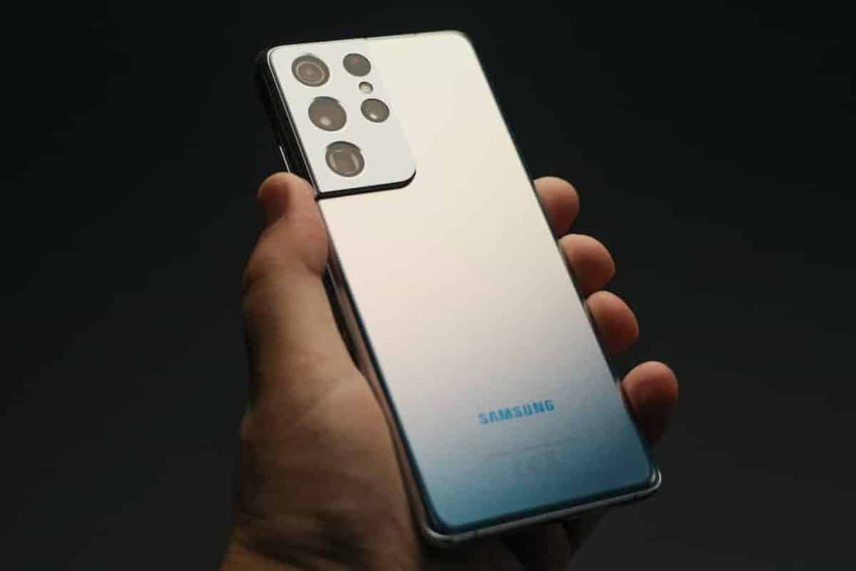 Samsung, un quinto degli smartphone è Galaxy