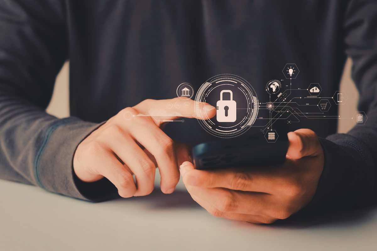 Arriva il "Blocco dinamico": dagli smarthpone ai pc, tutto fermo. C'è l'ordine ufficiale