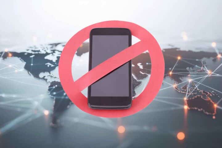 Il dispositivo uguale allo smartphone che funziona senza internet e senza Rete: anche in caso di guerra