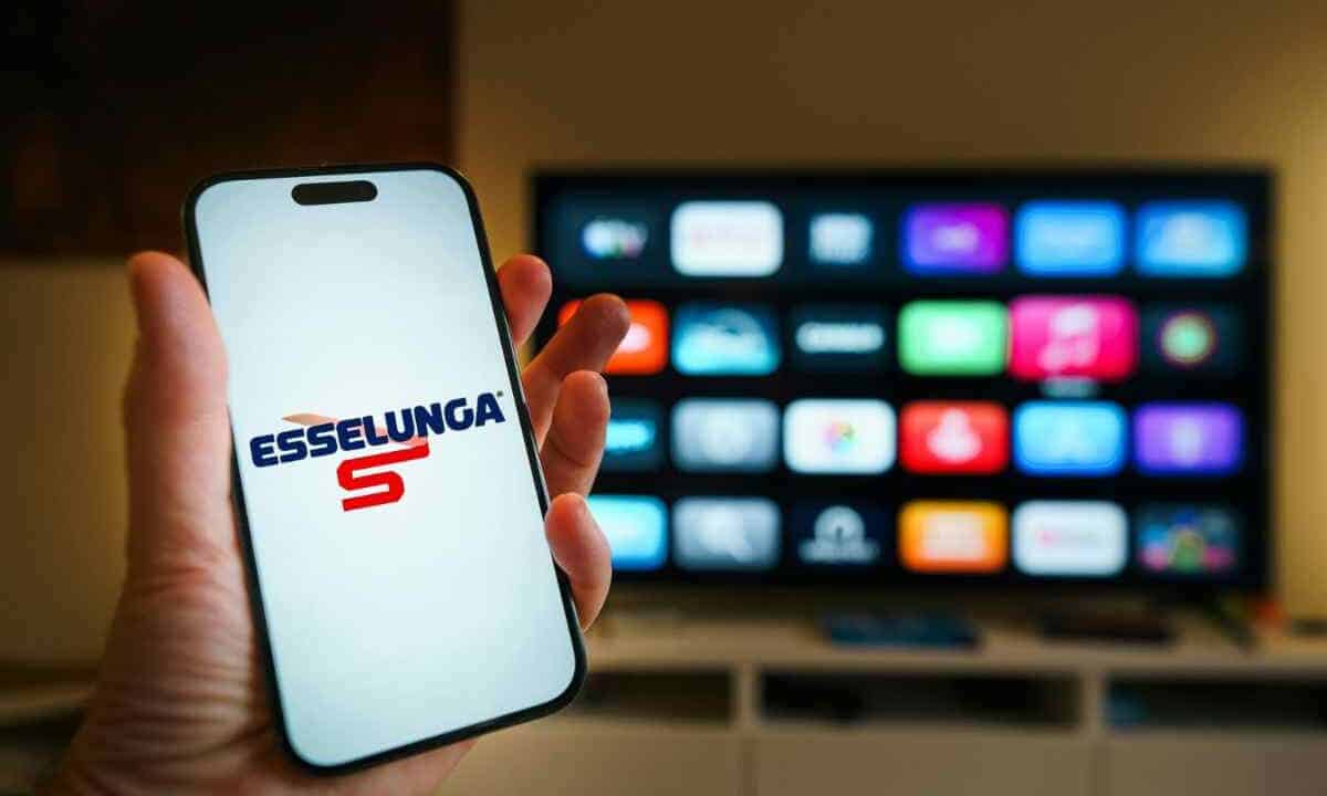 Esselunga e la promo Tech di Febbraio: la tv gigante a pochi euro con il 4K è uno spettacolo