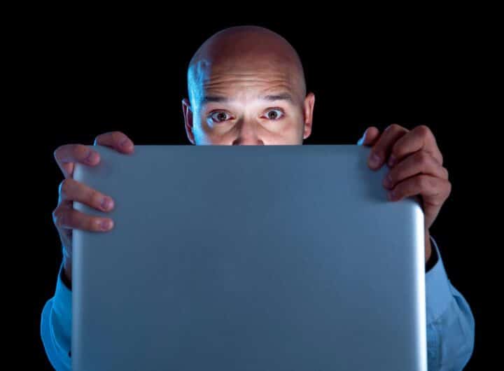 siti per adulti, scatta la verifica dell'età