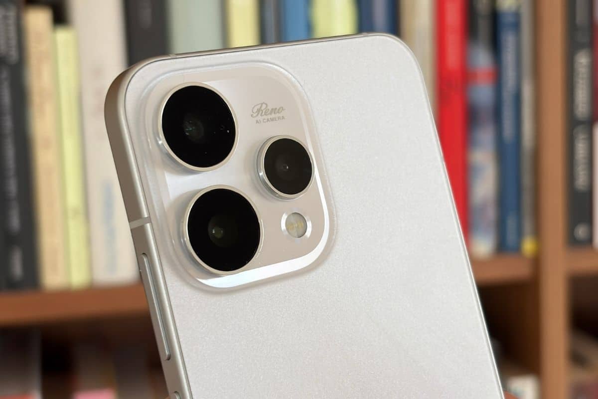 Il blocco della fotocamera di OPPO Reno15