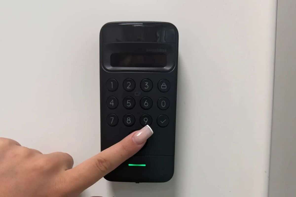 Recensione SwitchBot Lock Ultra e Keypad Vision: il sistema che ti apre la porta col sorriso