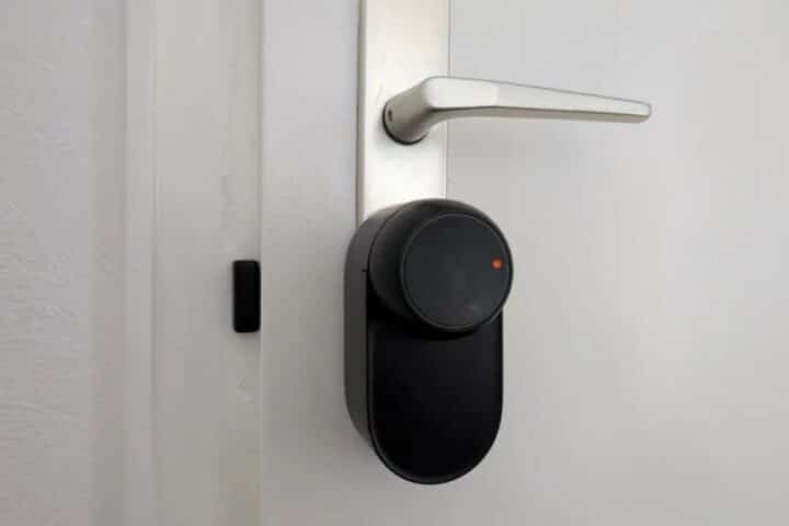 Recensione SwitchBot Lock Ultra e Keypad Vision: il sistema che ti apre la porta col sorriso