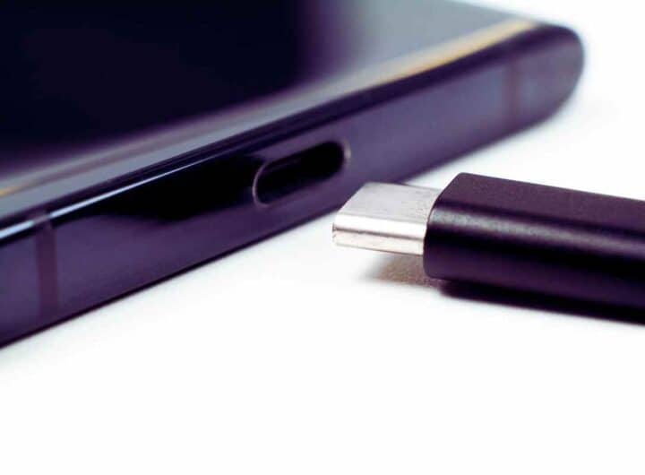 La porta USB-C del tuo telefono vale oro: altro che semplice ricarica