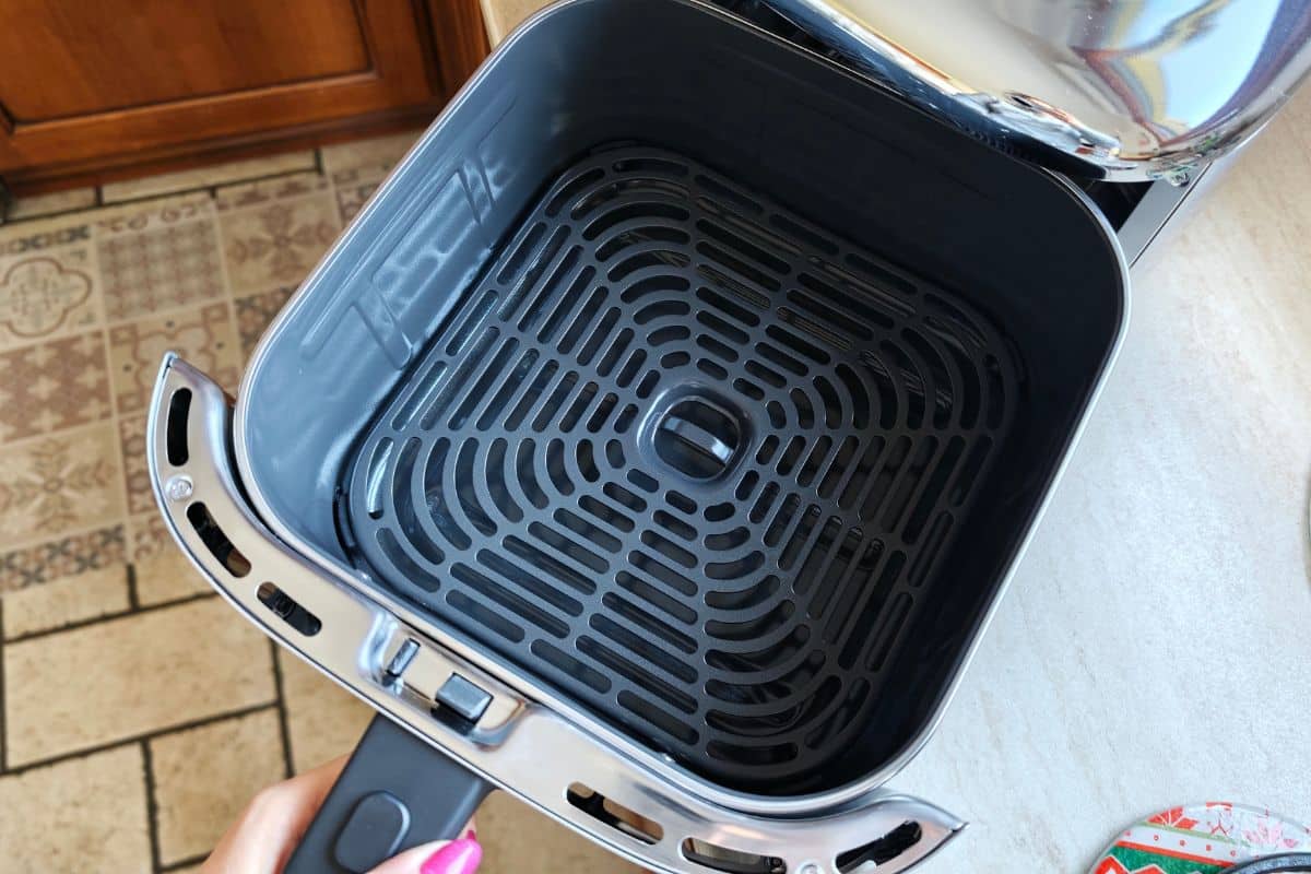 Cosori Iconic è priva di PFAS, PFOA e PTFE friggitrice ad aria