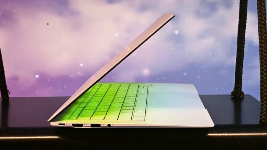 ASUS ExpertBook Ultra portatile business