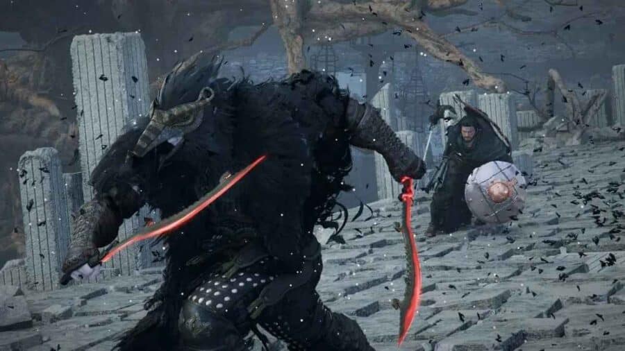 Combattimento contro un nemico corazzato con armi rosse luminose in un ambiente distrutto