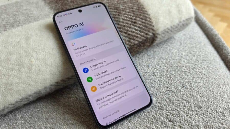 OPPO Reno 15 FS 5G schermata OPPO AI con funzioni Mind Space Copywriting AI e Traduzione AI