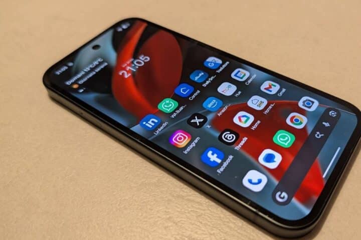 Il display di Google Pixel 10a