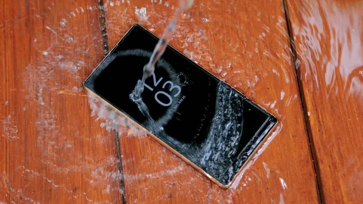 Smartphone rugged