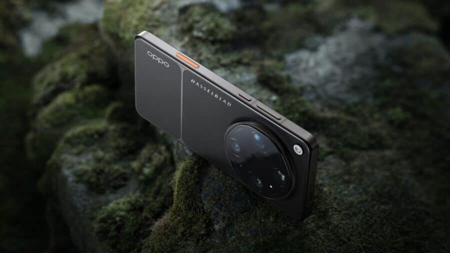 OPPO Find X9 Ultra ufficiale: zoom 10x e doppia camera 200MP