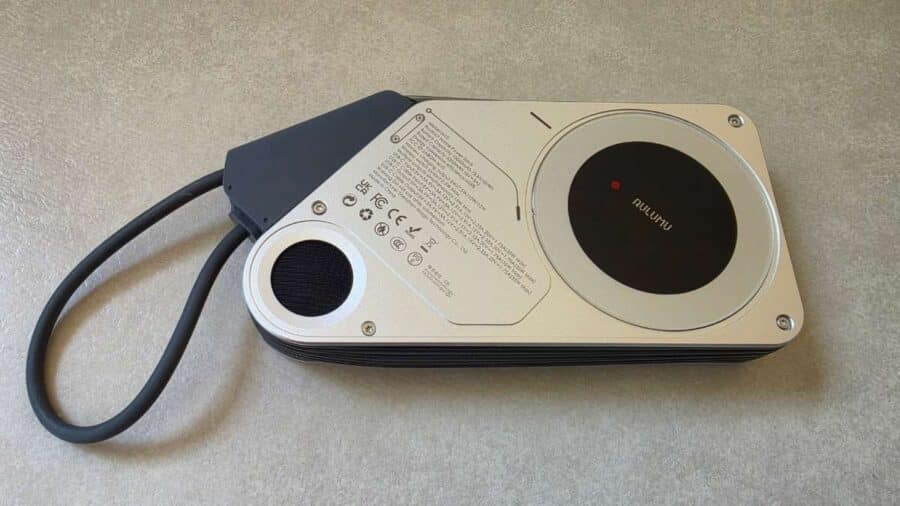 Aulumu M10 pad di ricarica iPhone in primo piano