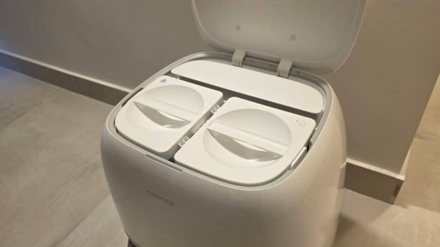 La stazione di lavaggio del Roborock Qrevo Curv 2 Flow