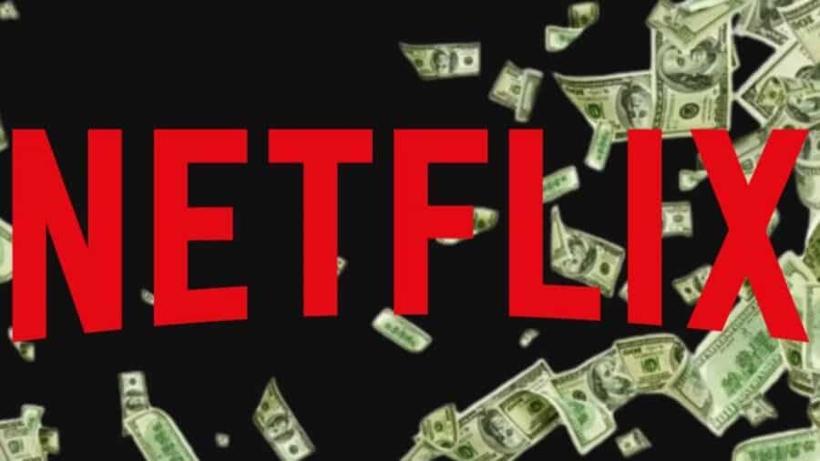 Logo Netflix rosso su sfondo nero circondato da banconote in dollari, in una grafica che richiama il tema dei rimborsi e del denaro.