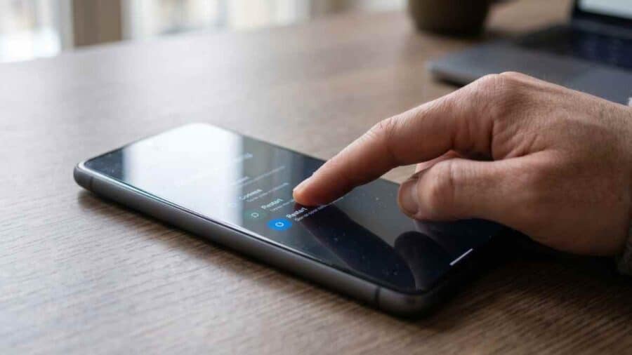 Telefono riavvio 23042026 Mistergadget.tech