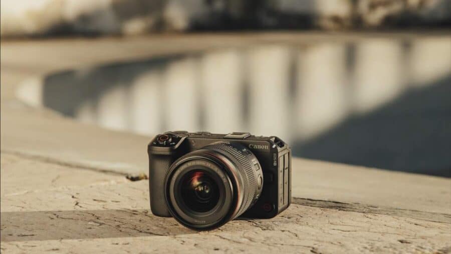 Canon EOS R6 V