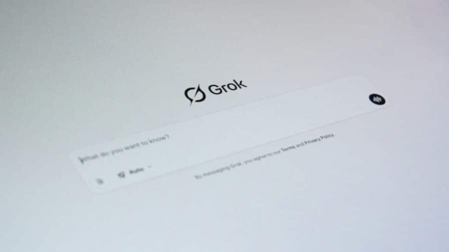 Grok xAI: cos'è, come funziona e come usarlo al meglio