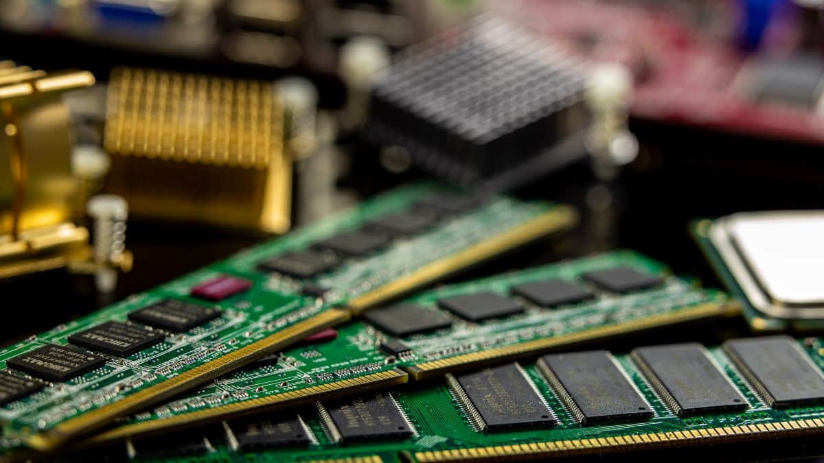 L’effetto AI colpisce tutti: perché i dispositivi costeranno sempre di più