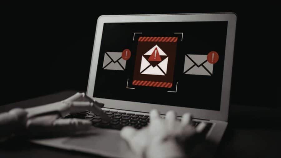 Attenzione alle truffe online