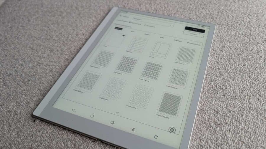 BOOX Go 10.3 Gen II Lumi schermata selezione template di pagina in NeoReader con griglie e layout