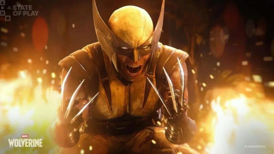 Wolverine con costume giallo e artigli sguainati urla tra fiamme e scintille in una scena di Marvel’s Wolverine per PS5.