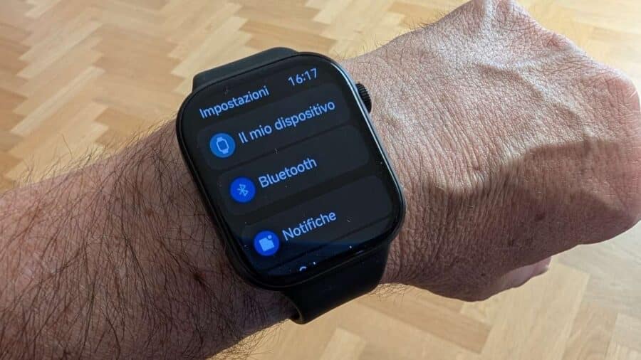 Menu Impostazioni del Redmi Watch 6 al polso