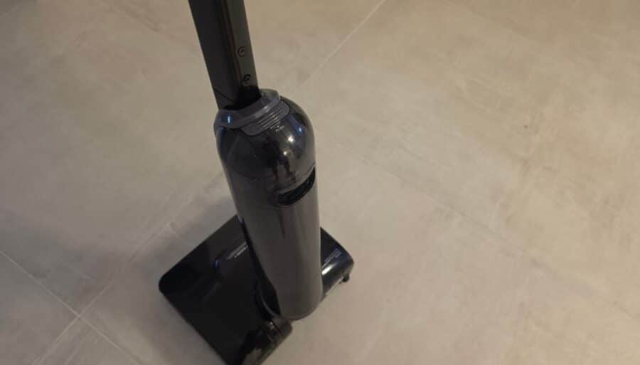 Corpo macchina del JONR H2 con serbatoio acqua pulita montato sul manico