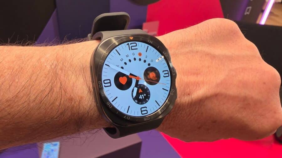 Samsung Galaxy Watch Ultra 2 con nuove funzioni per la salute