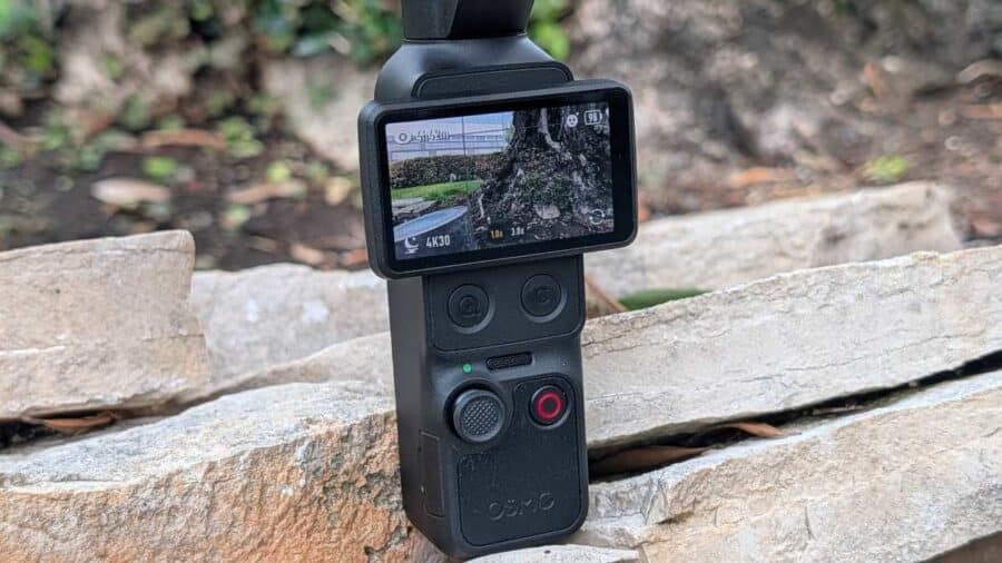 Schermo della DJI Osmo Pocket 4P con selettore zoom ottico da 1x a 3x attivo