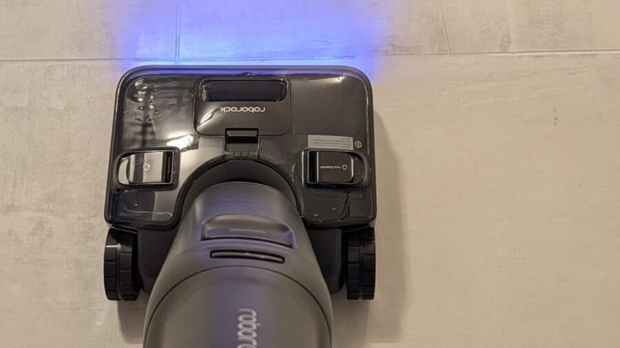 Spazzola della Roborock F25 Steam vista da dietro con illuminazione blu attiva