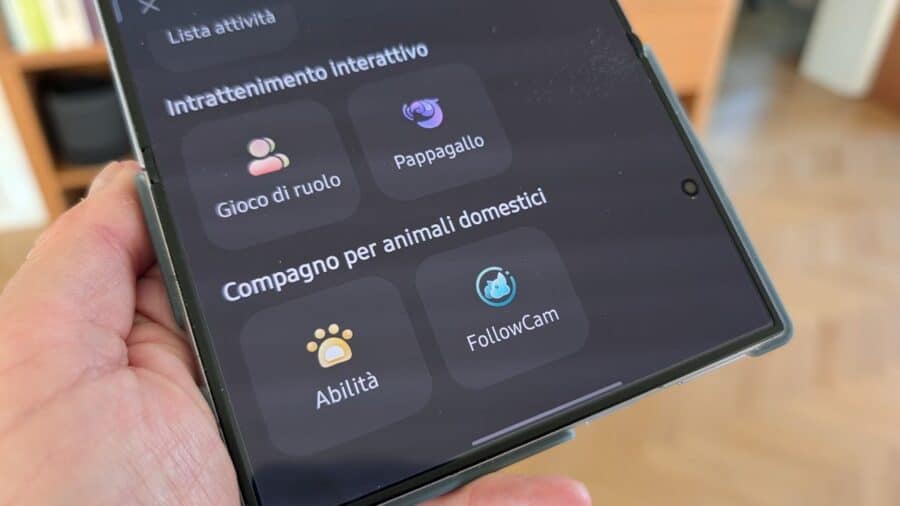 Menu Applicazioni dell'app EBO Home con Sorveglianza, Monitoraggio e Promemoria per Enabot EBO Max