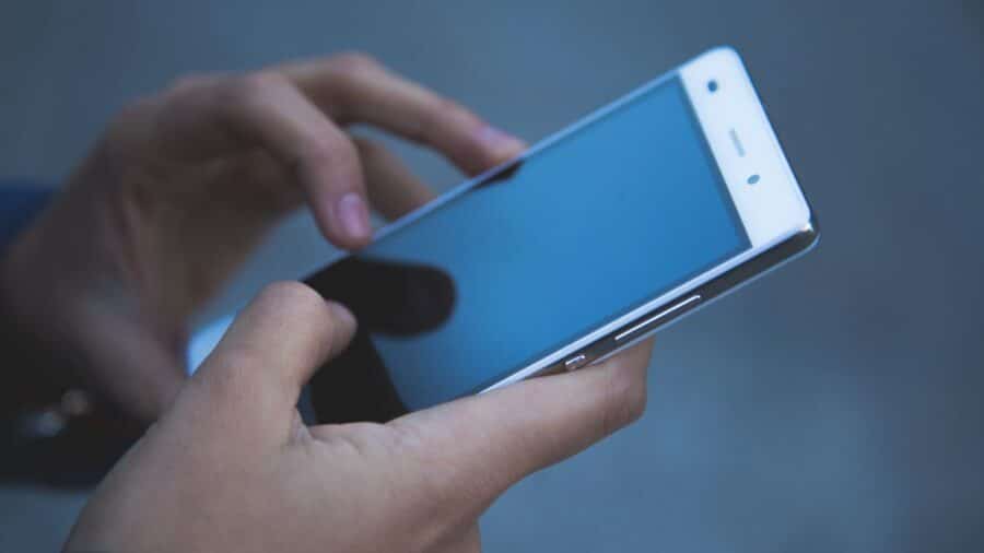 Smartphone economici sempre più cari cosa sta succedendo al mercato