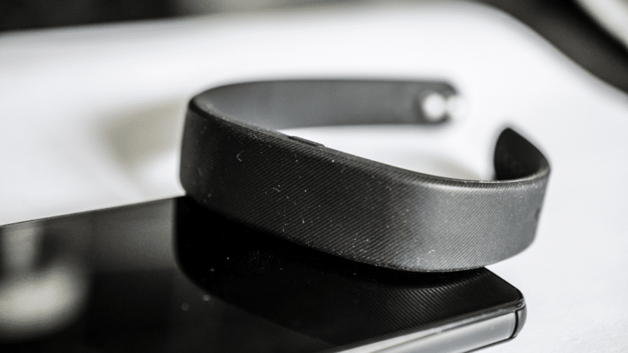 Smartwatch, smartband e tracker differenze e nuove tendenze