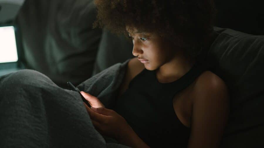 TikTok e Reels stanno cambiando il nostro cervello_ Cosa dice davvero la scienza
