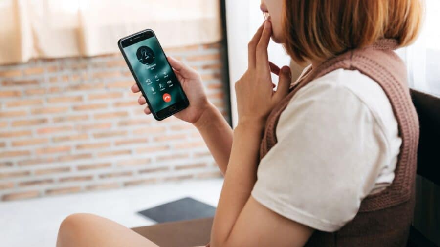 Truffe luce e gas al telefono, 1 su 4 non riconosce le chiamate fraudolente