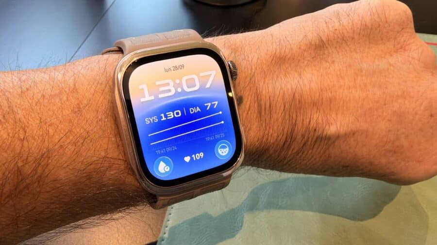 Huawei Watch D3, quadrante con valori di pressione sistolica e diastolica in tempo reale