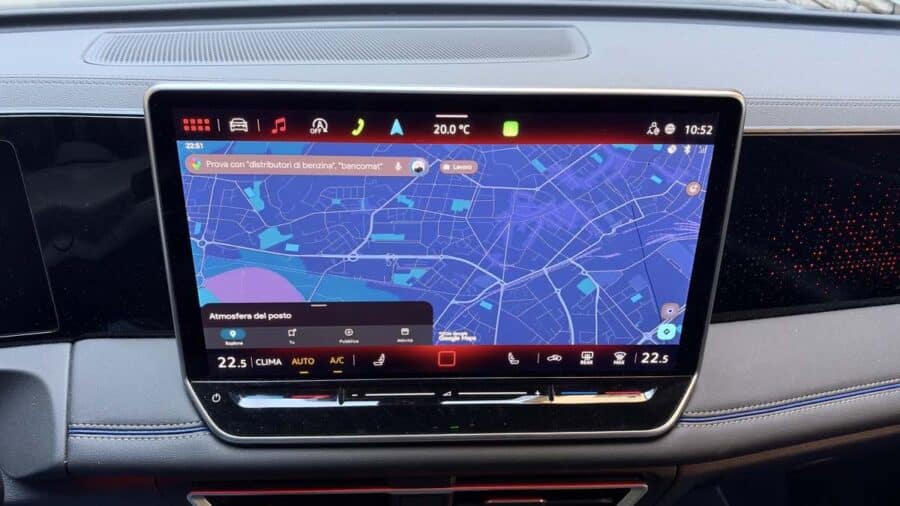 OttoAibox P3 Pro CarPlay AI Box, navigazione Google Maps a schermo intero