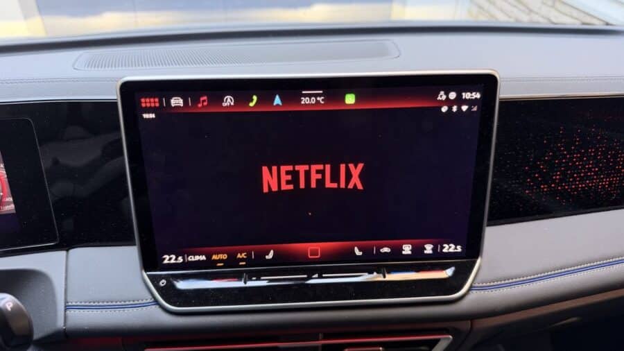 OttoAibox P3 Pro CarPlay AI Box, schermata di avvio dell'app Netflix a bordo