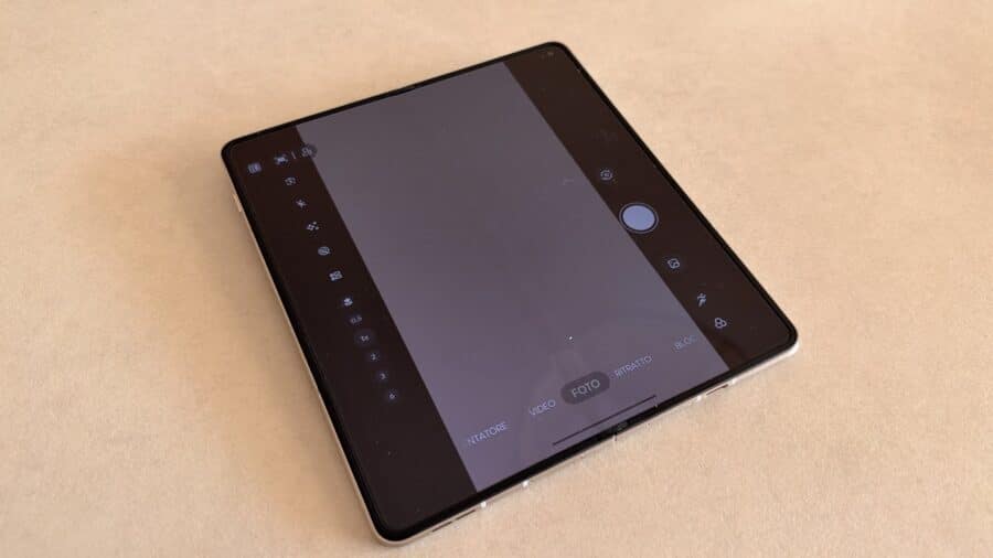 La app  fotocamera di Motorola Razr Fold