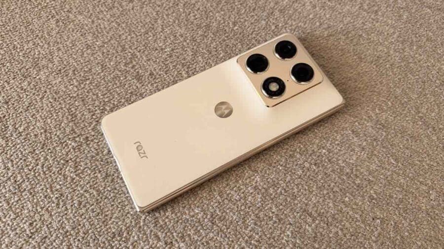Motorola Razr Fold visto da dietro